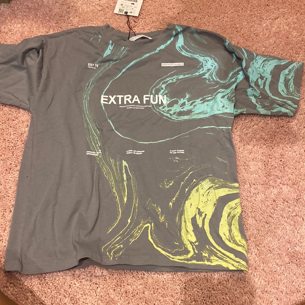 Brand new size 8 zara boys graphic t-shirt.